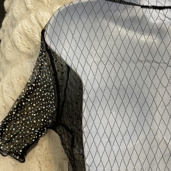 Fashion Nova Mesh Rhinestone Top Size Medium - Picture 3 of 3